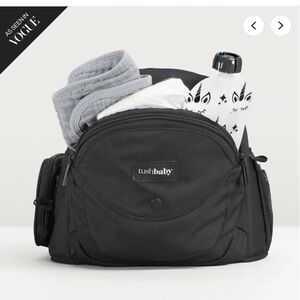 Like Brand New…. Classic black, tushbaby, hip carrier. 

Absolutely flawless